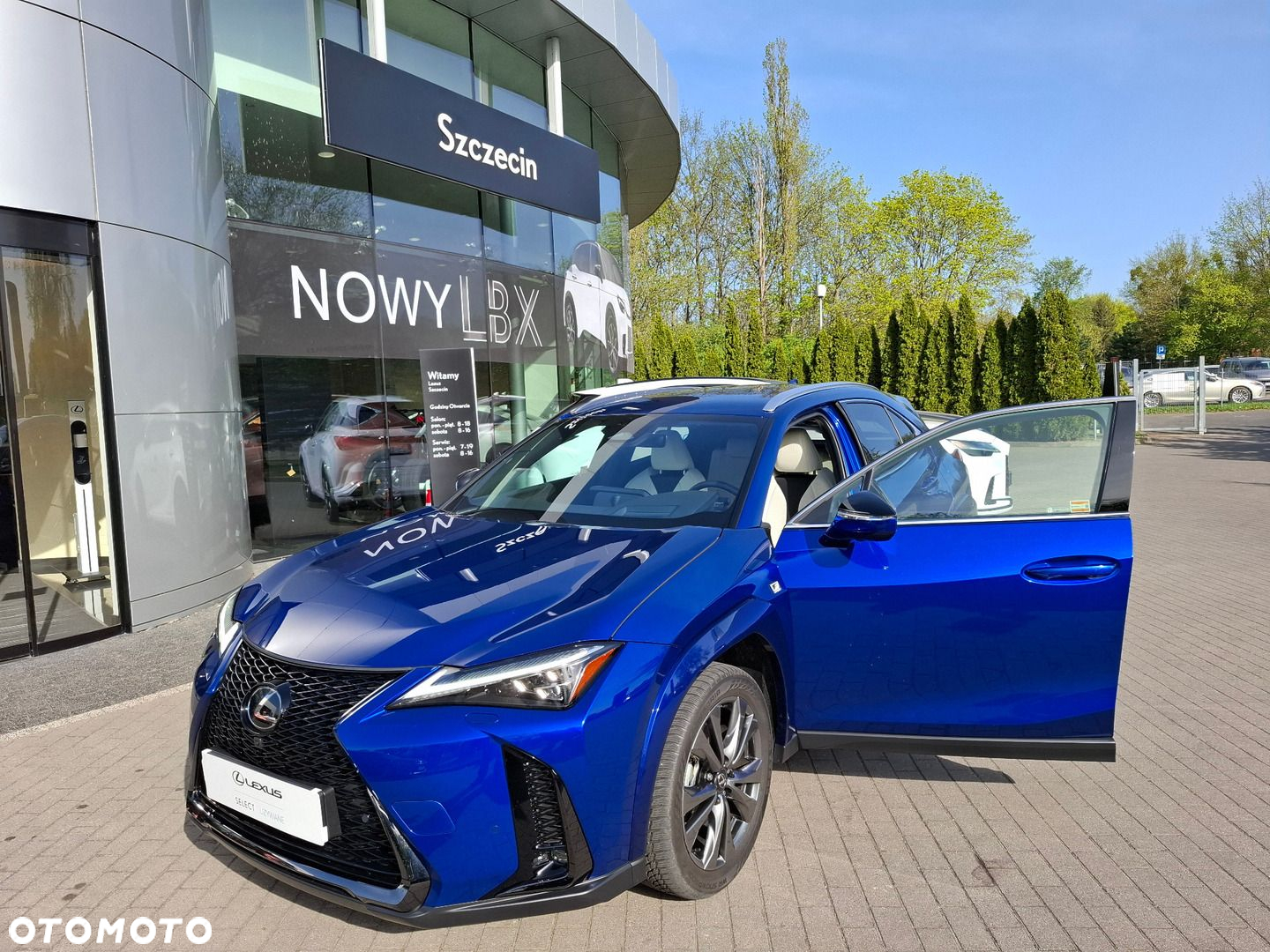 Lexus UX - 9