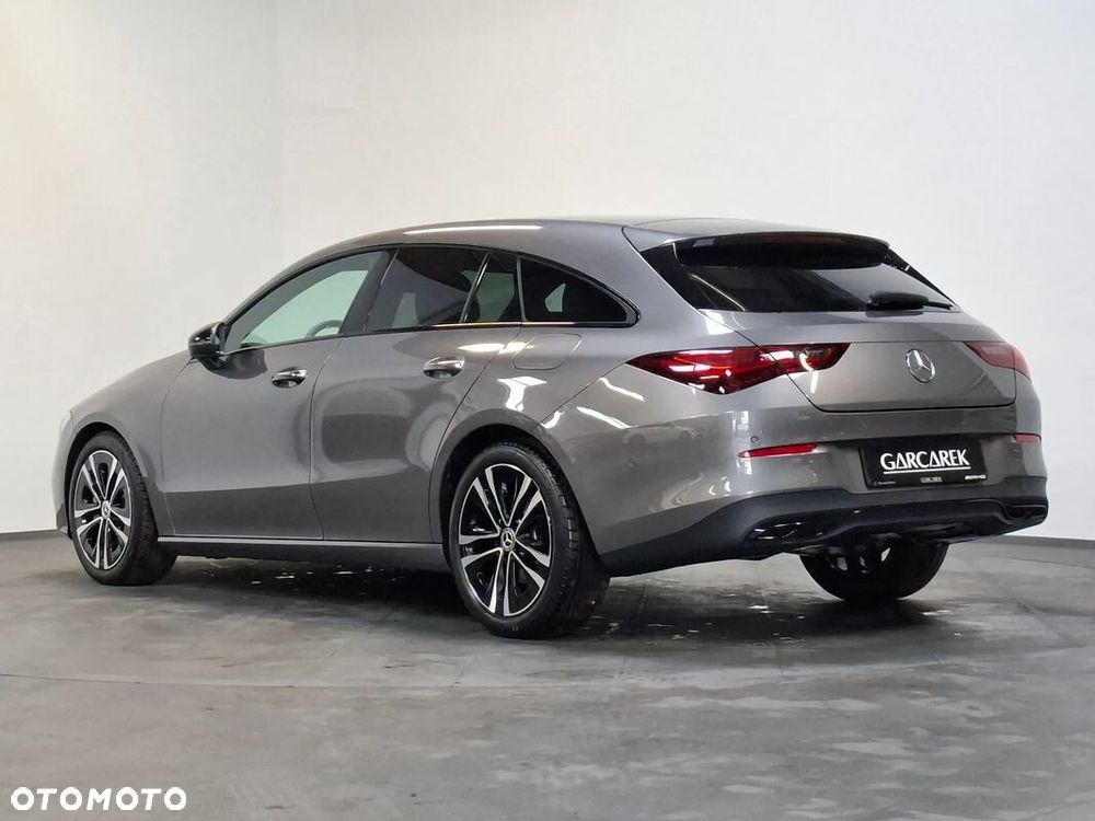 Mercedes-Benz CLA 200 Progressive 7G-DCT - 12