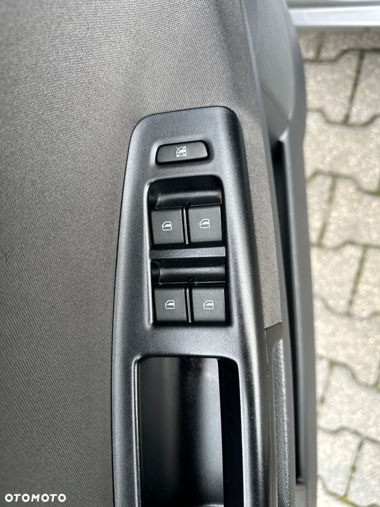 Volkswagen Polo 1.4 Tour - 10