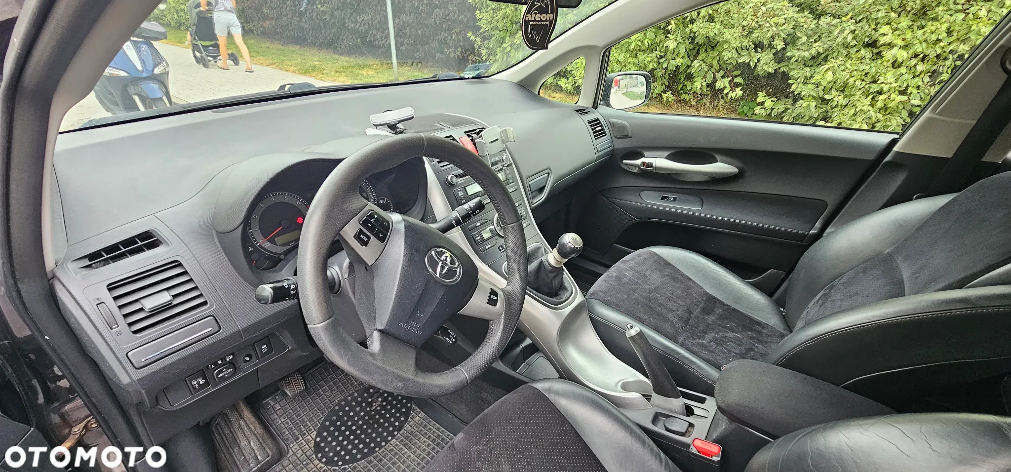 Toyota Auris 1.6 Sol - 7