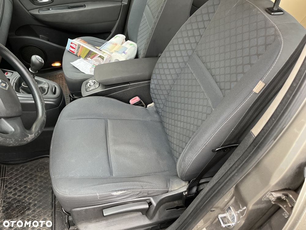 Renault Grand Scenic - 8