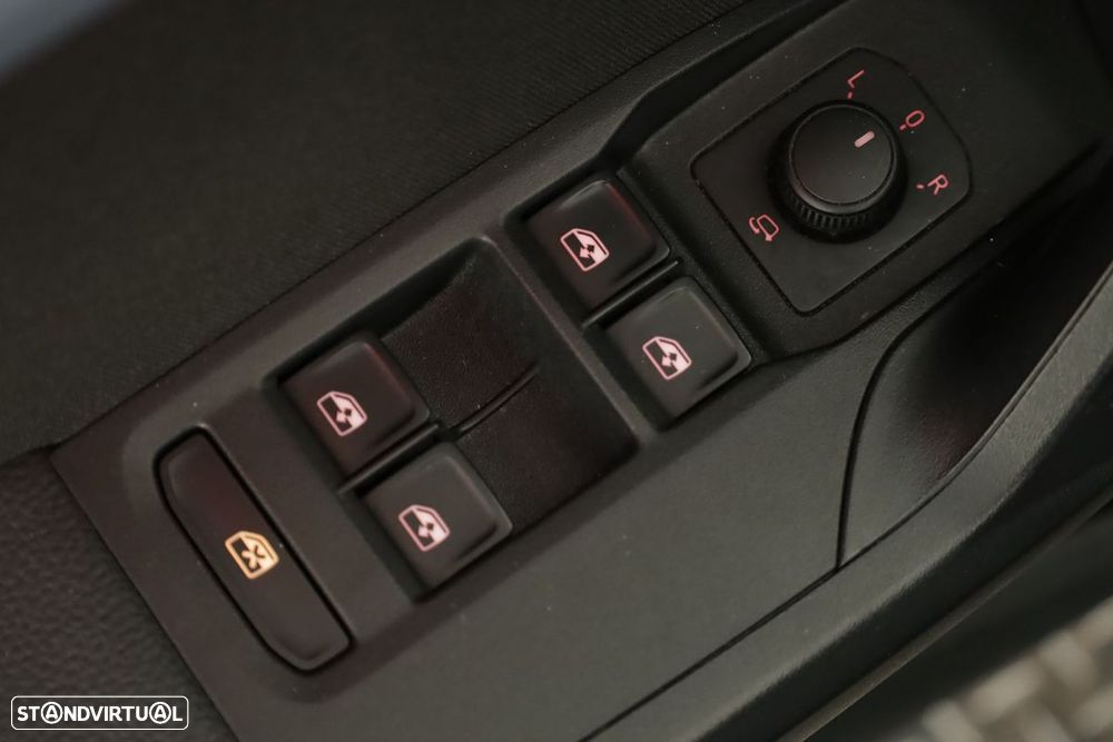 SEAT Arona 1.0 TSI FR DSG - 19