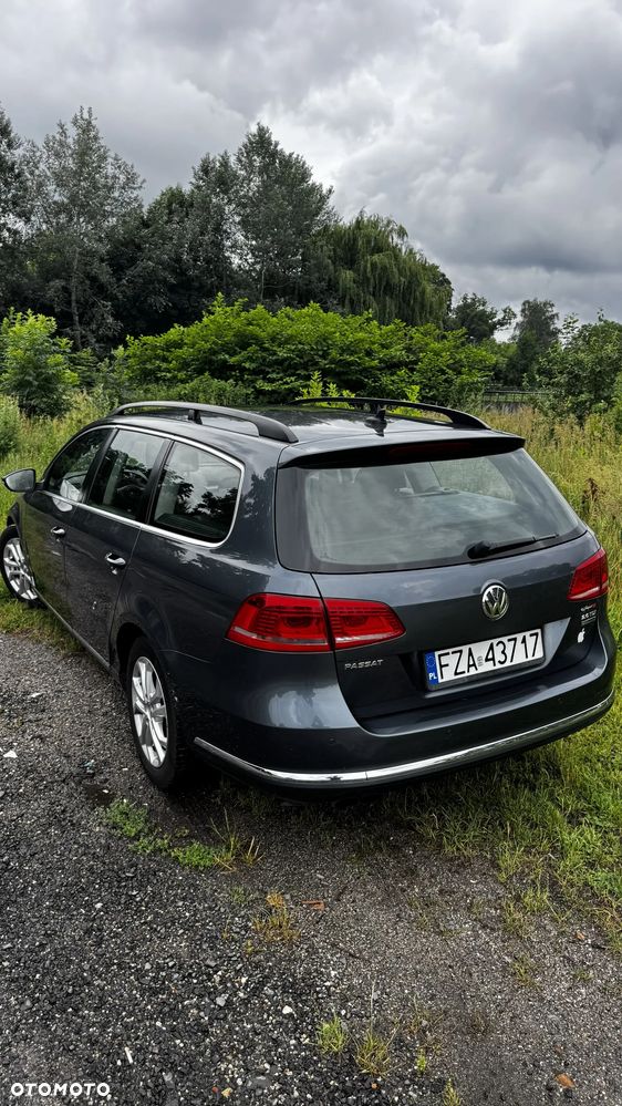 Volkswagen Passat 2.0 TDI Comfortline DSG - 16