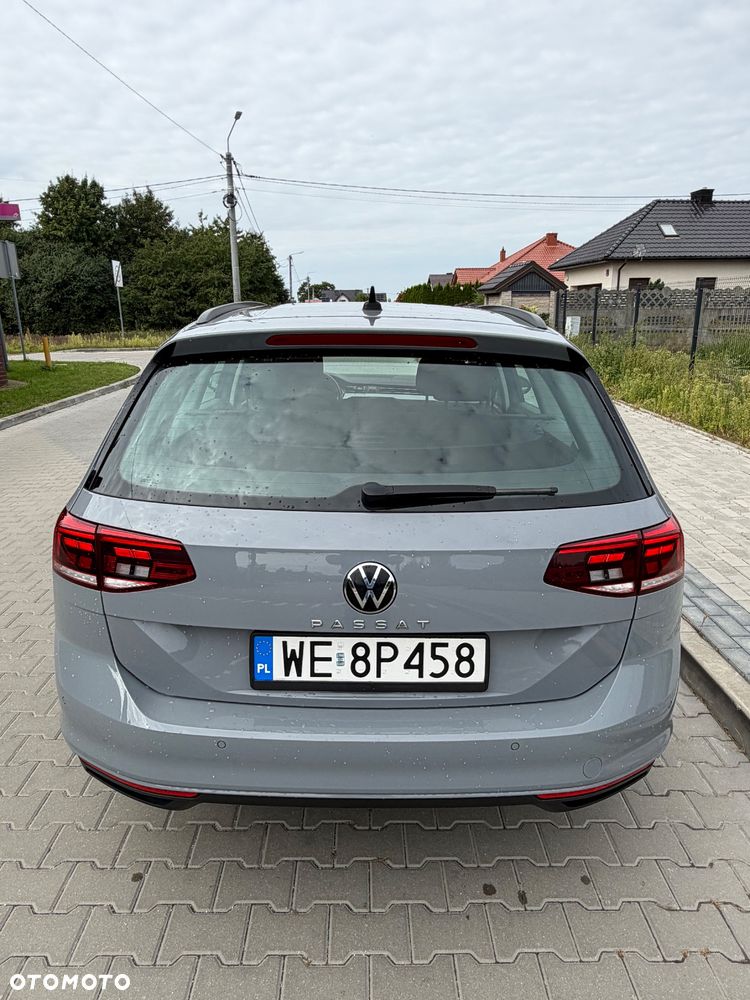 Volkswagen Passat - 10