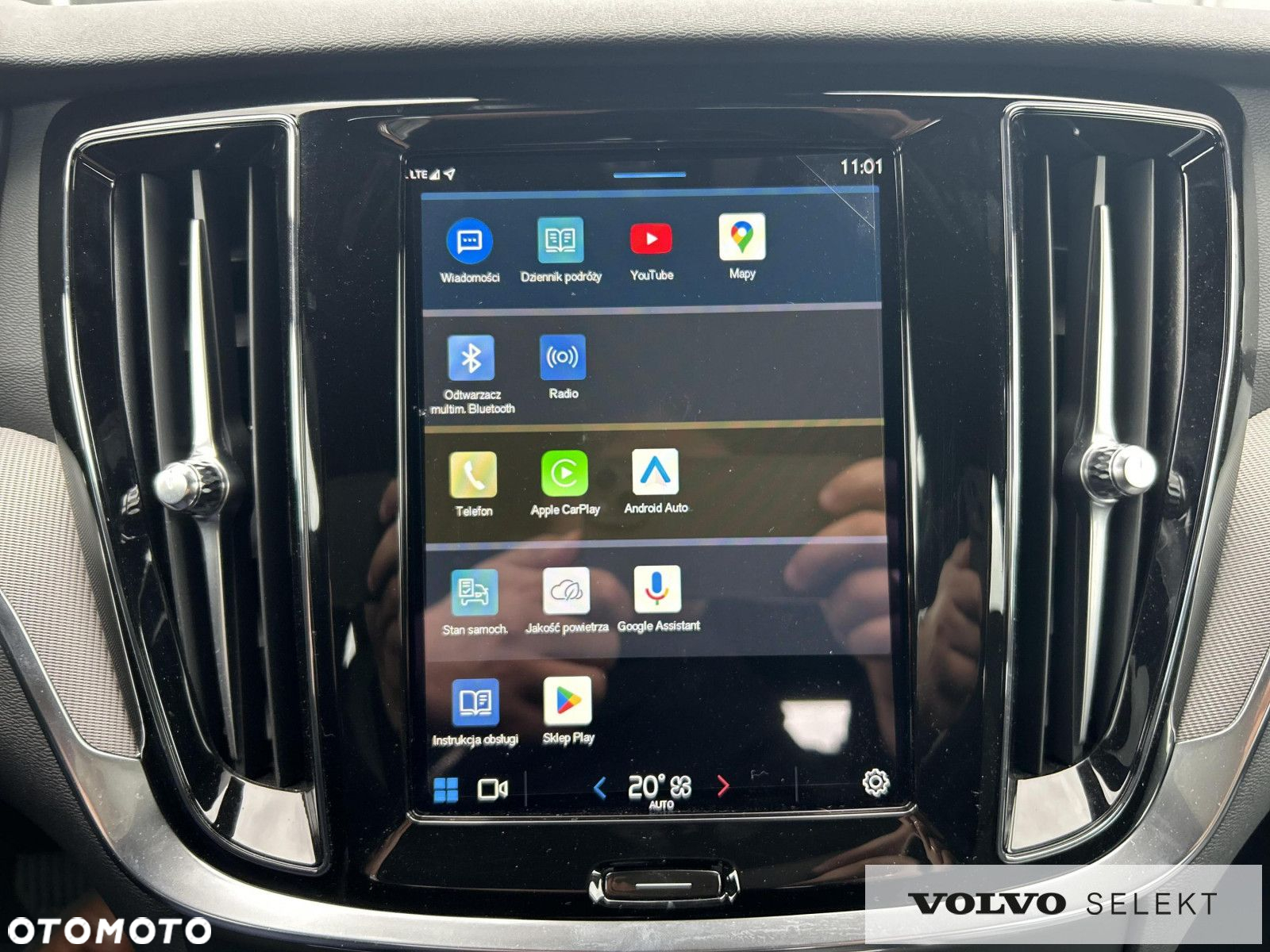 Volvo V60 Cross Country - 25