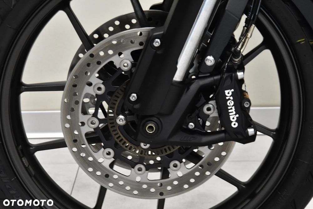 Triumph Tiger - 34