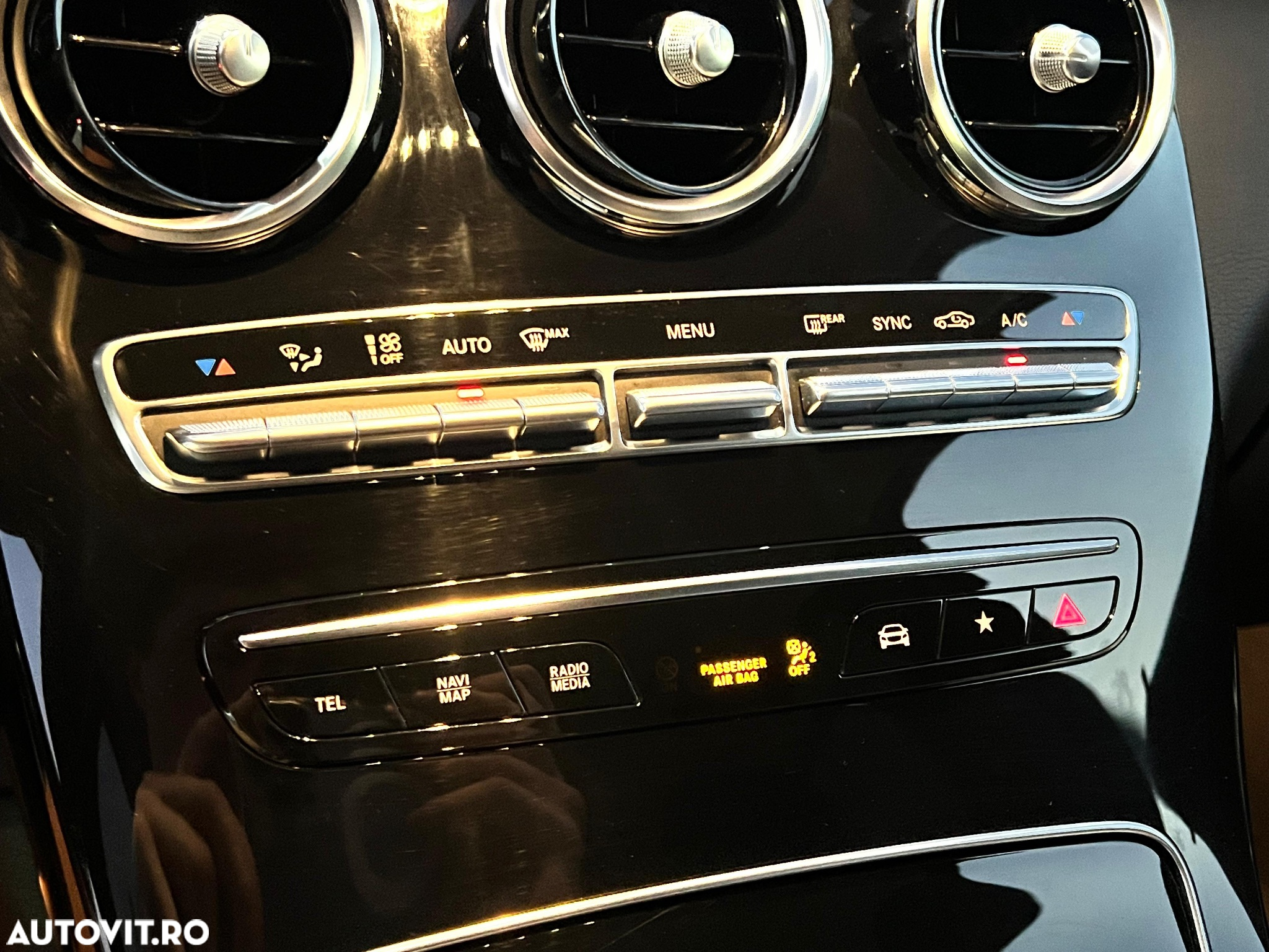 Mercedes-Benz GLC 300 d 4Matic 9G-TRONIC Exclusive - 12