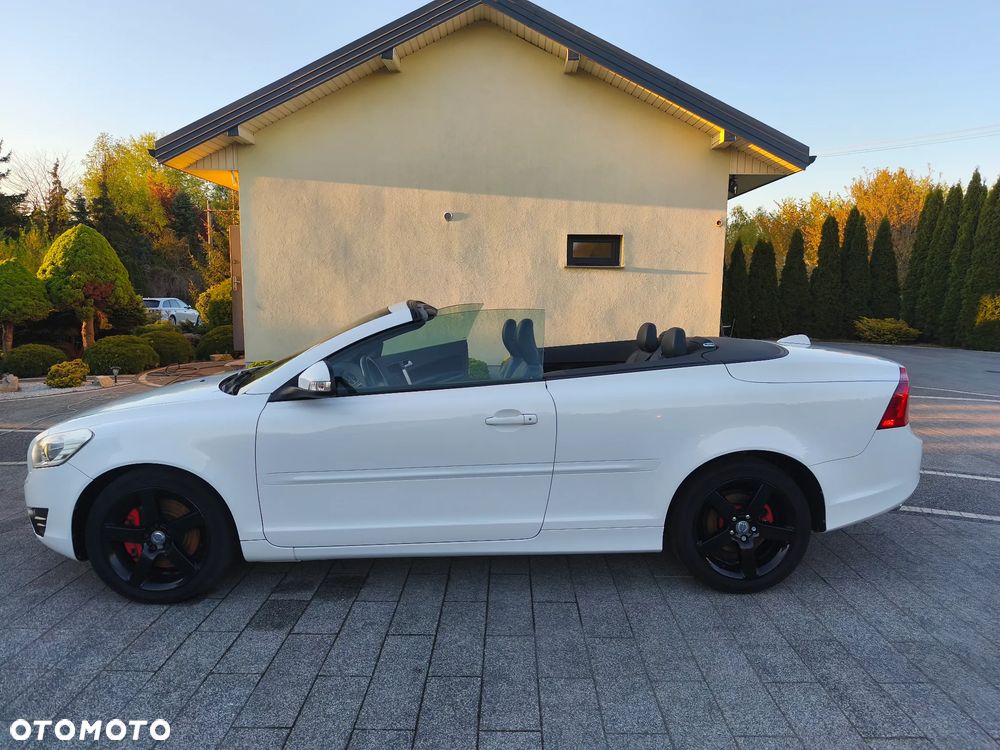 Volvo C70 D3 Summum - 33
