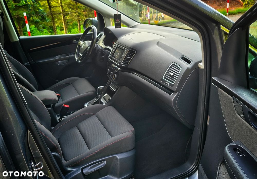 Volkswagen Sharan 2.0 TDI DSG 4MOTION (BlueMotion Technology) Sound - 31