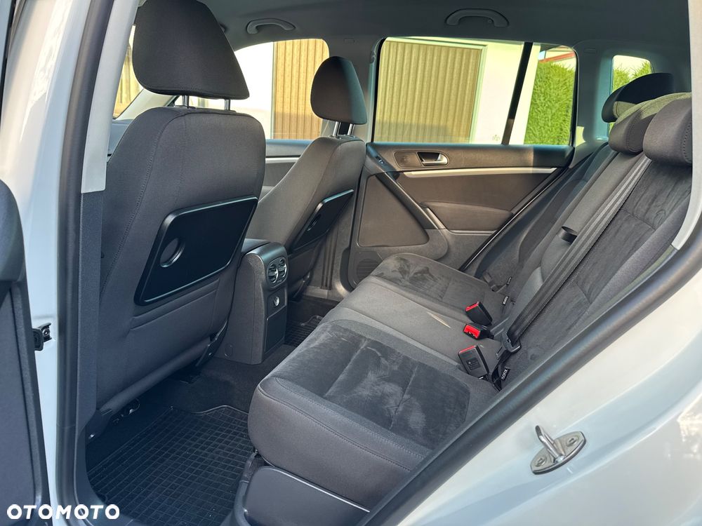 Volkswagen Tiguan - 8
