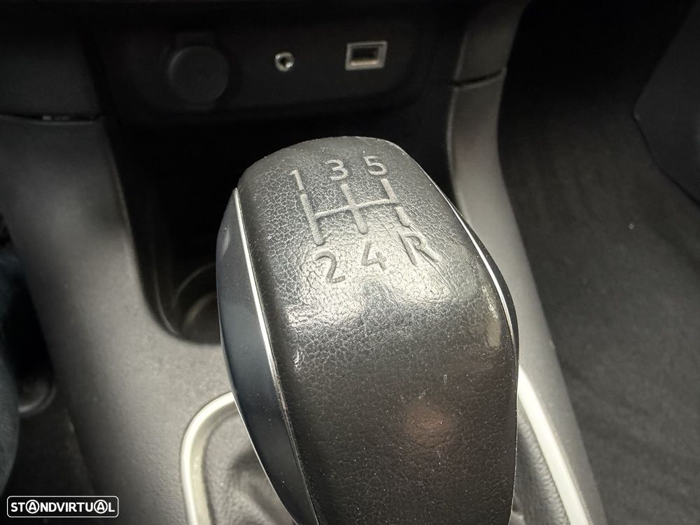 Citroën C3 Pure Tech Shine - 22