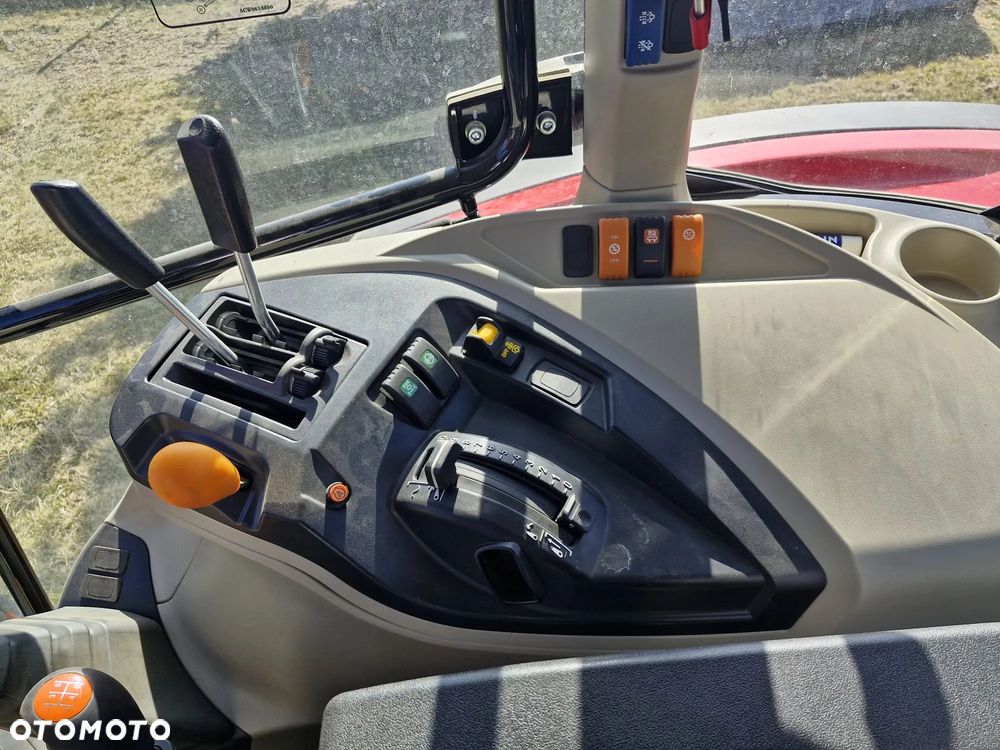 Massey Ferguson 4708M - 13