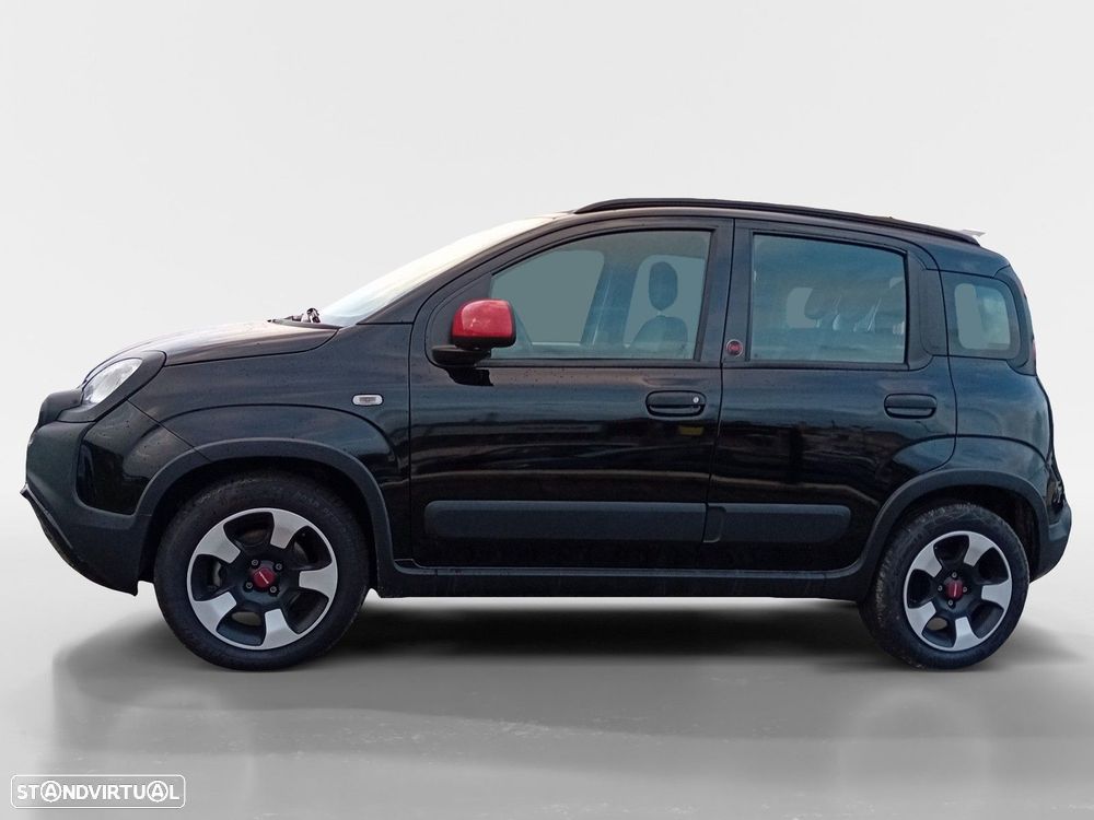 Fiat Panda 1.0 Hybrid (RED) — fotografia 2