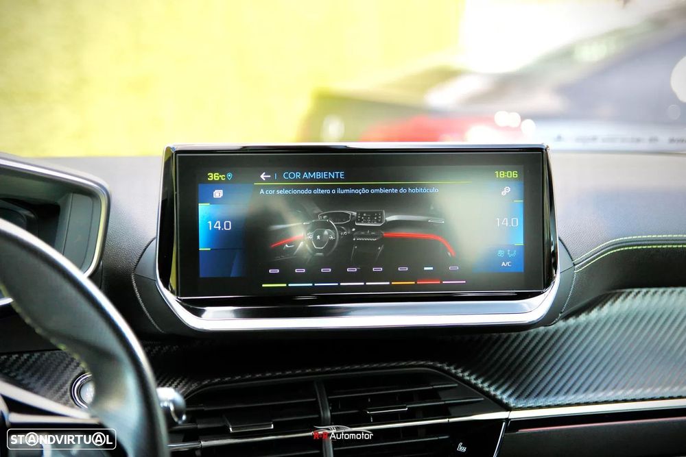 Peugeot e-2008 50 kWh GT - 30