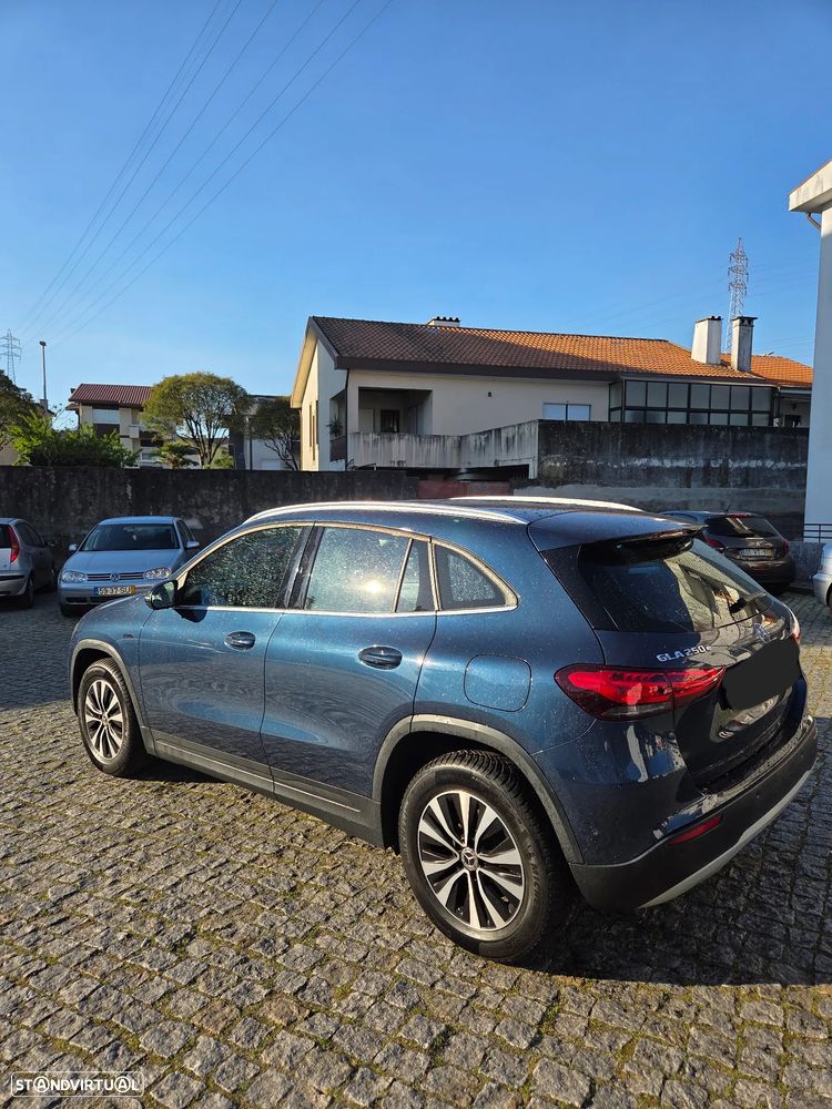 Mercedes-Benz GLA 250 e Progressive - 4