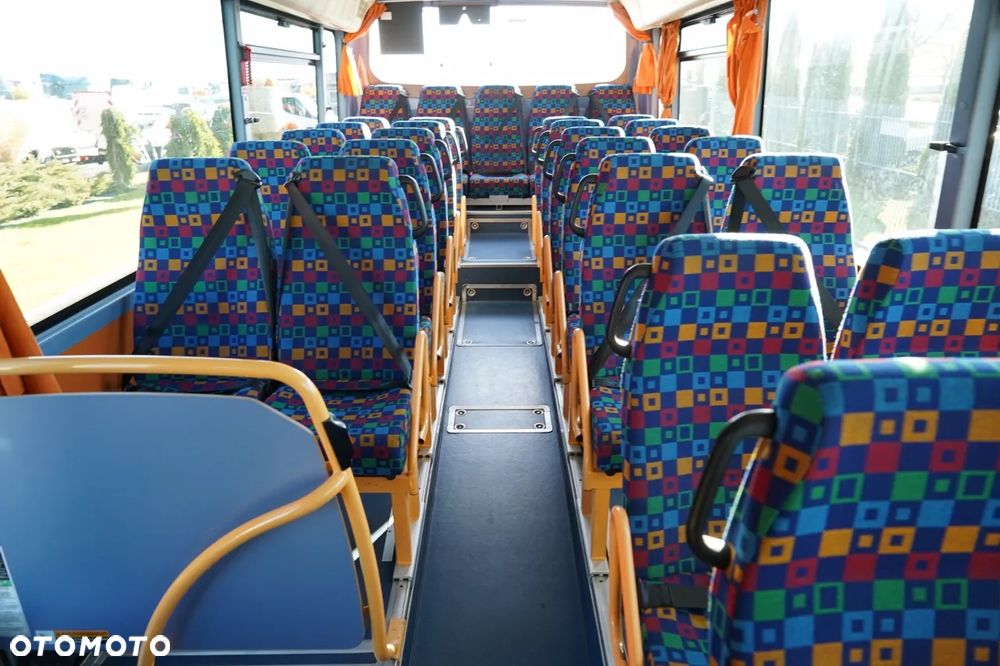 Irisbus RECREO / EURO5 / SPROWADZONY / MANUAL / - 35