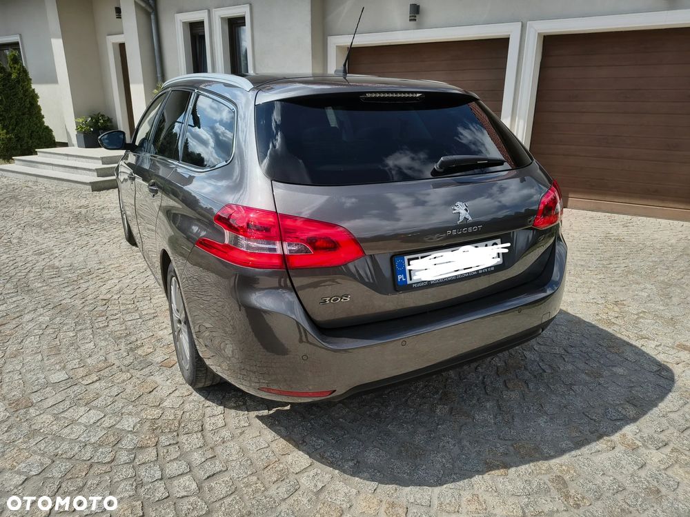 Peugeot 308 1.2 PureTech GPF Allure Pack S&S - 2