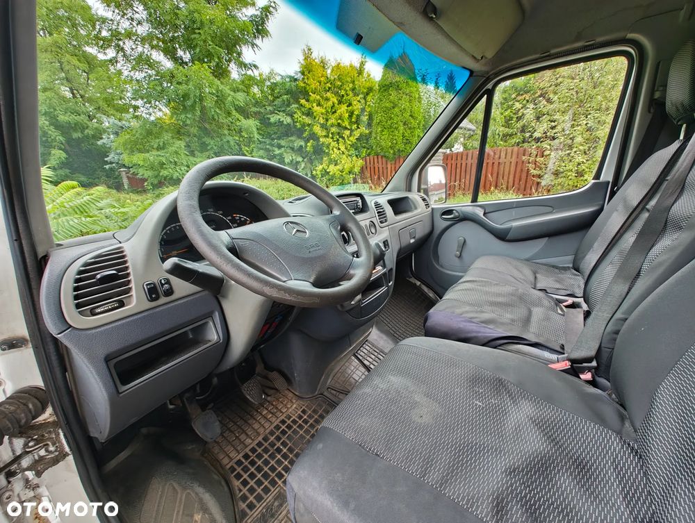 Mercedes-Benz Sprinter - 7