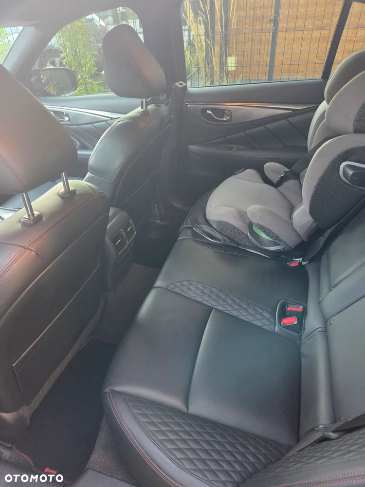 Infiniti Q50 Q50S 3.0t Sport Tech - 12