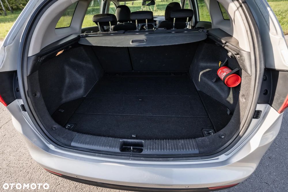Kia Ceed 1.6 CRDi Business Line - 14