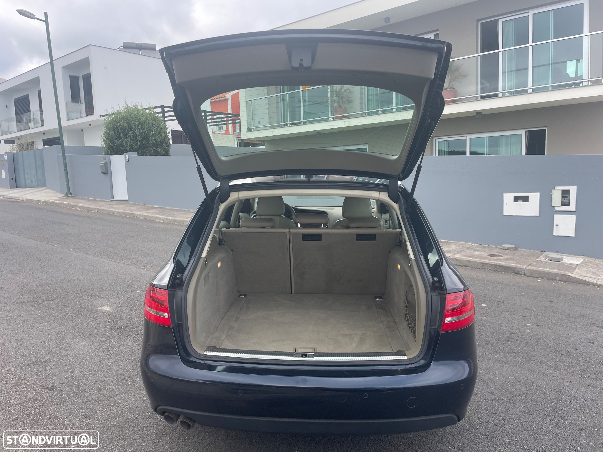 Audi A4 Avant 2.0 TDI Advance - 5