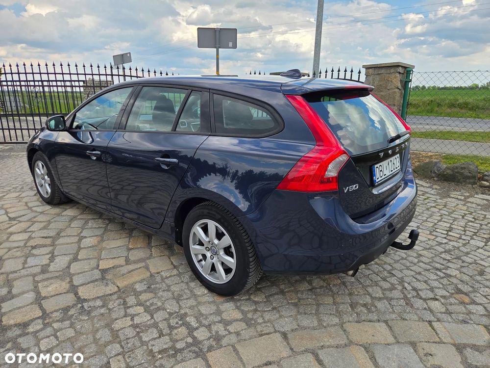 Volvo V60 D2 Momentum - 6