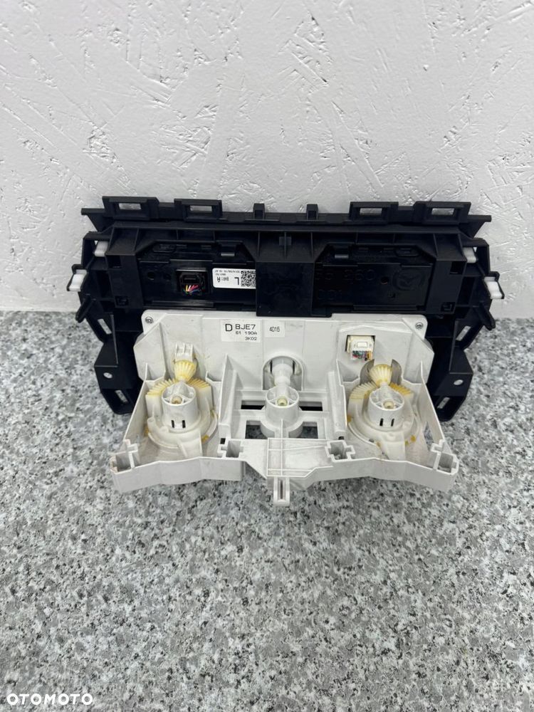 panel nawiewu klimatyzacji mazda 3 bm 2013-2017 - 4