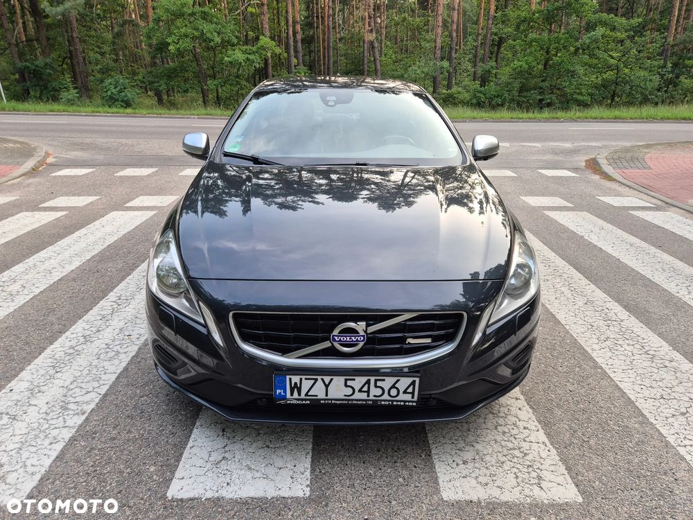 Volvo S60 D2 R-Design - 7