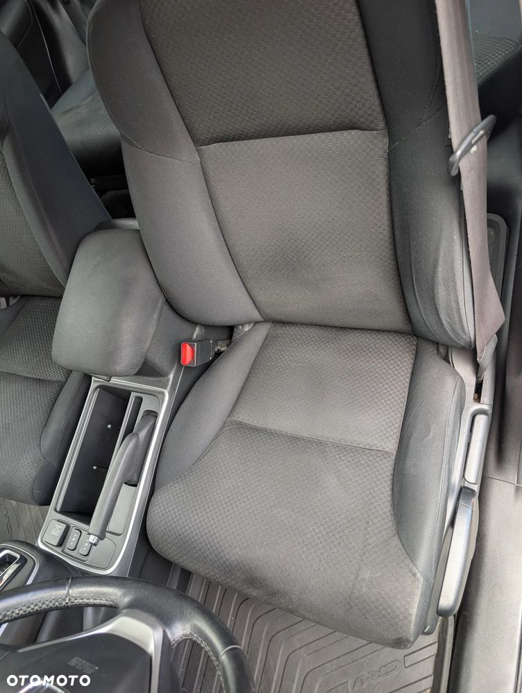 Honda CR-V 2.0i-VTEC 4WD Automatik Elegance - 20