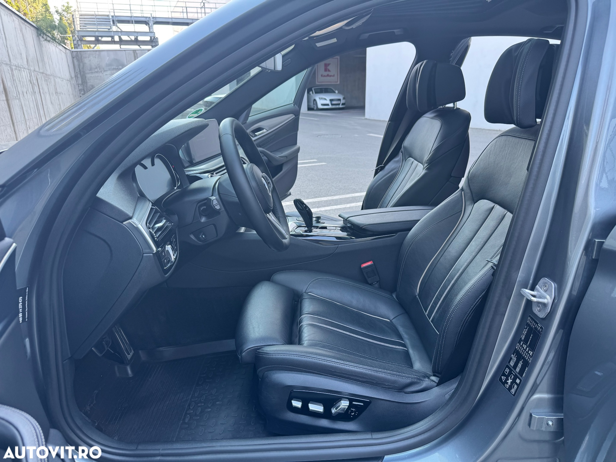 BMW Seria 5 530d xDrive Aut. - 13