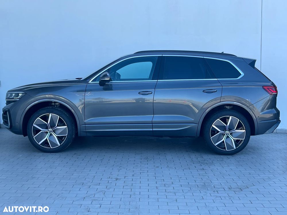 Volkswagen Touareg V6 TDI 4MOTION R-Line - 6