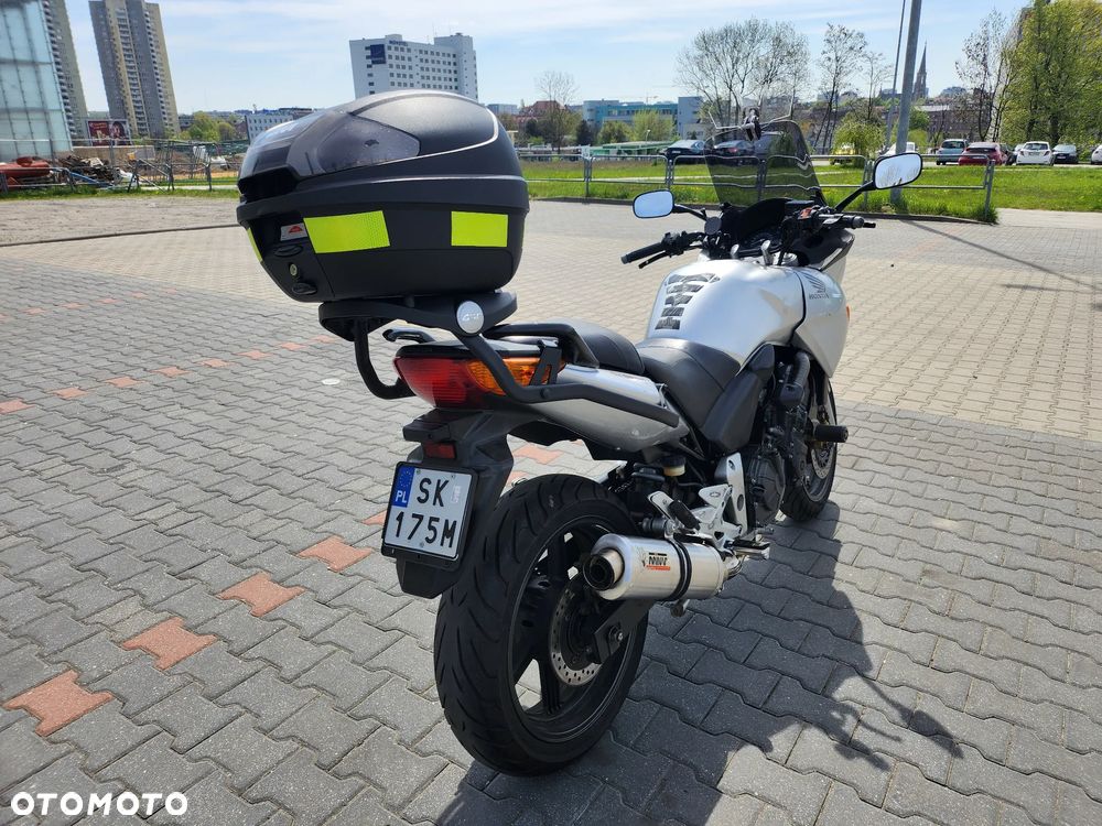 Honda CBF - 8