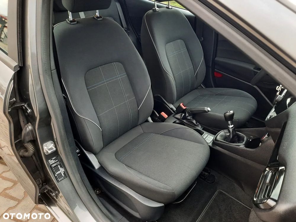 Ford Fiesta 1.0 EcoBoost S&S TITANIUM - 22