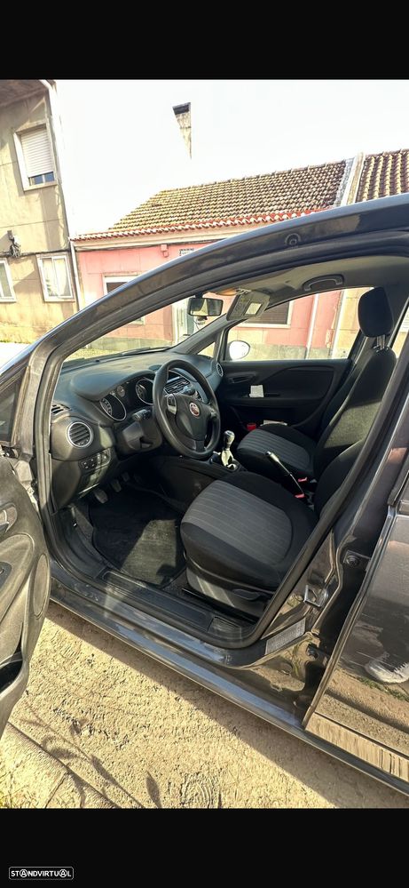 Fiat Punto 1.3 M-Jet Easy S&S - 8
