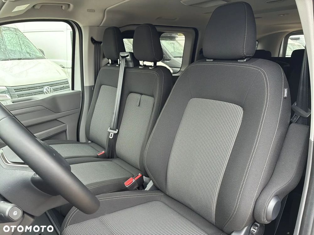 Volkswagen Transporter Kombi L2H1 M1 - 15