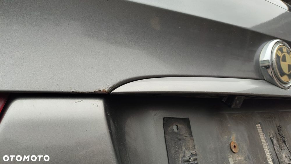 KLAPA BURTA LAMPA LEWY PRAWY TYŁ STERLINGGRAU METALLIC 472/7 ZAMEK SILNICZEK WYCIERACZKI TYŁ BLENDA LISTWA KLAMKA SZYBA WYKŁADZINA PODŁOGA TAPICERKA BAGAŻNIKA BMW X5 E53 LCI LIFT - 4