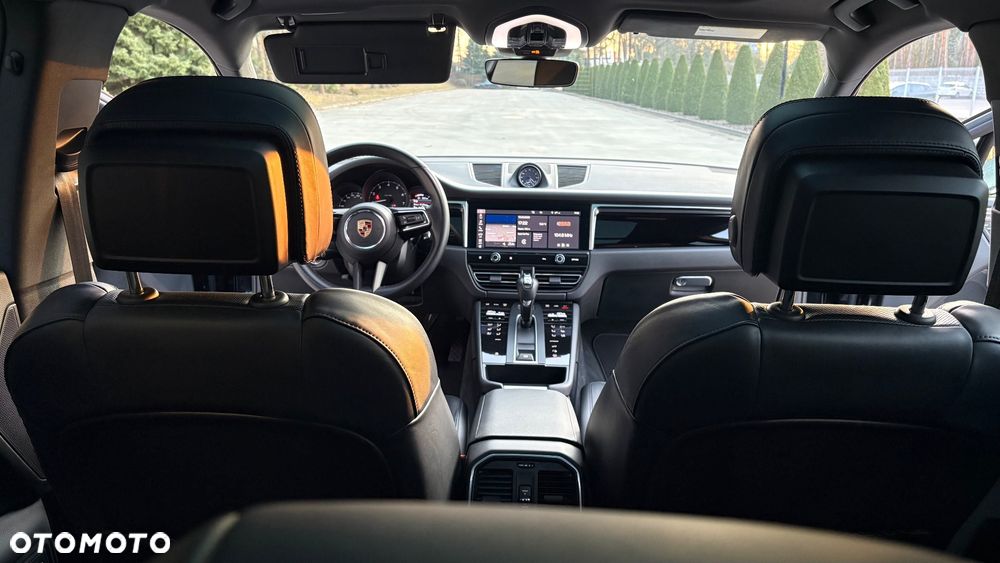 Porsche Macan - 18
