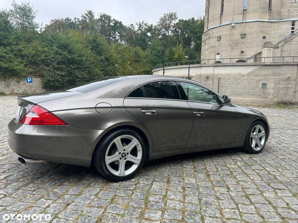 Mercedes-Benz CLS 500 - 4