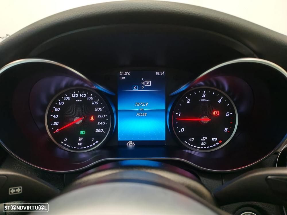 Mercedes-Benz C 300 d AMG Line - 21