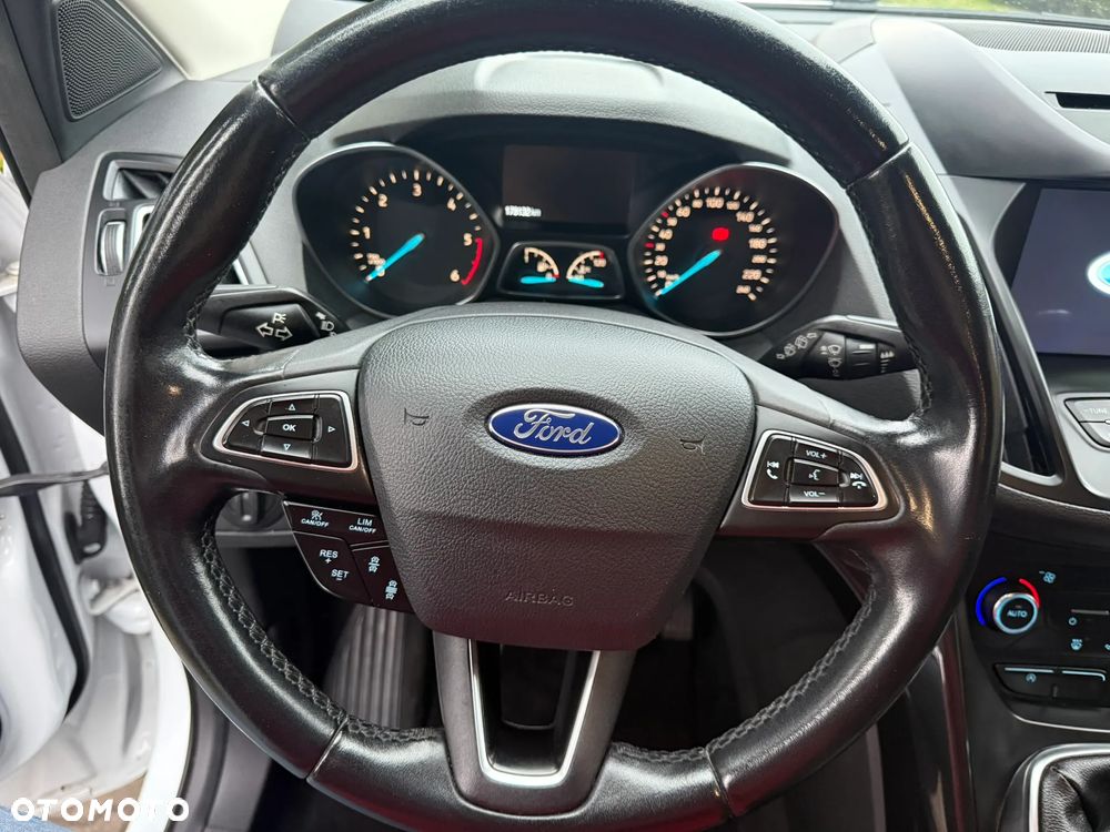 Ford Kuga 2.0 TDCi 4x2 Titanium - 31