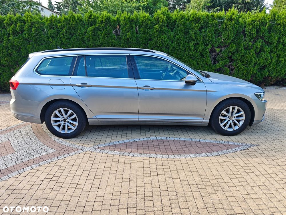 Volkswagen Passat - 8