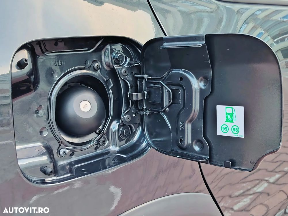 Dacia Sandero - 12