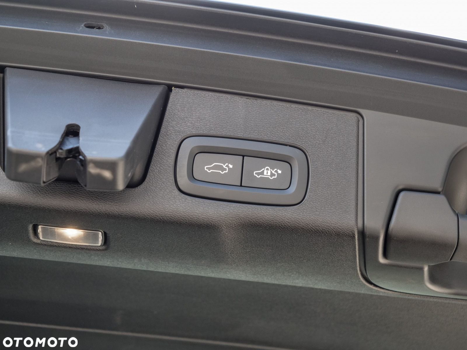 Volvo XC 60 - 32