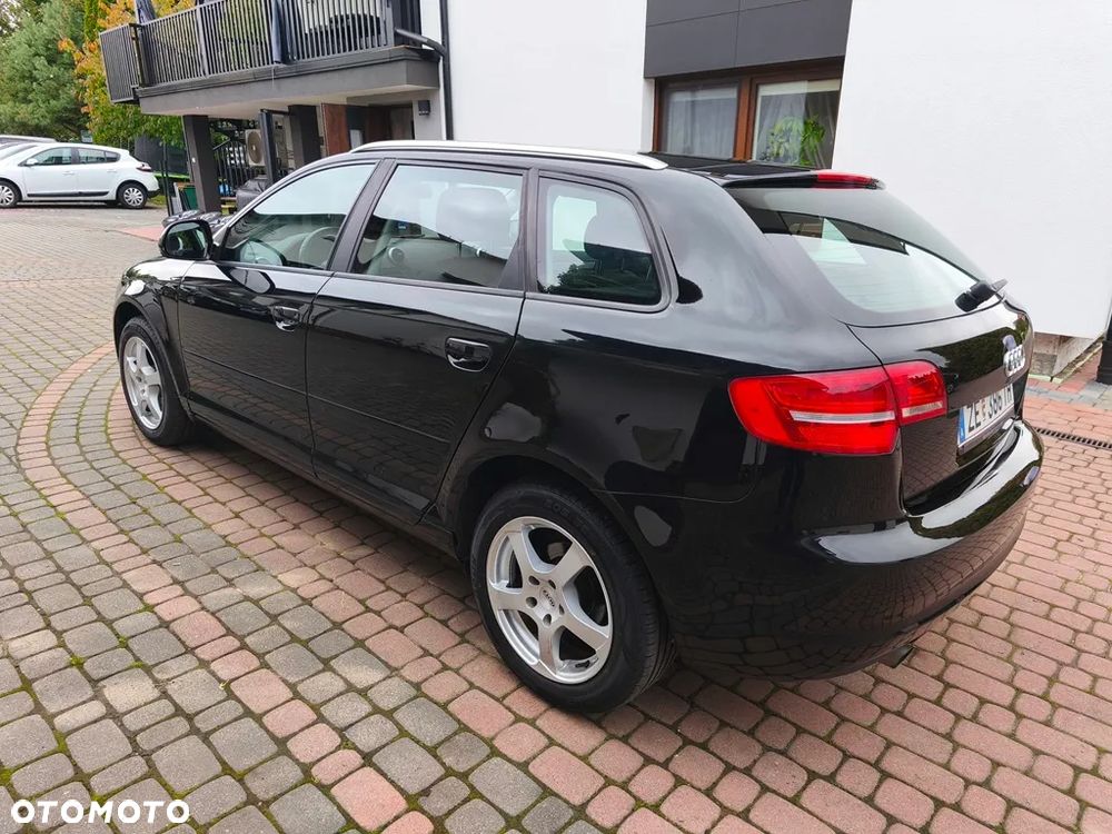 Audi A3 Sportback 1.6 Attraction - 15