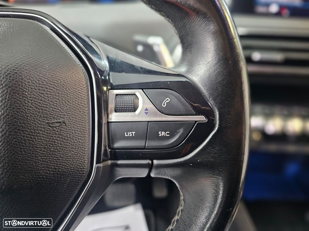 Peugeot 5008 1.5 BlueHDi Allure EAT8 - 16