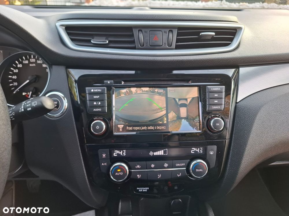 Nissan Qashqai 1.3 DIG-T MHEV N-Connecta - 28