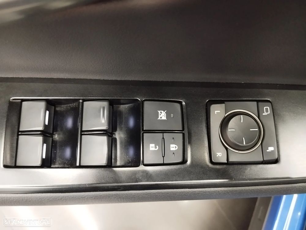 Lexus UX 300e Premium - 23