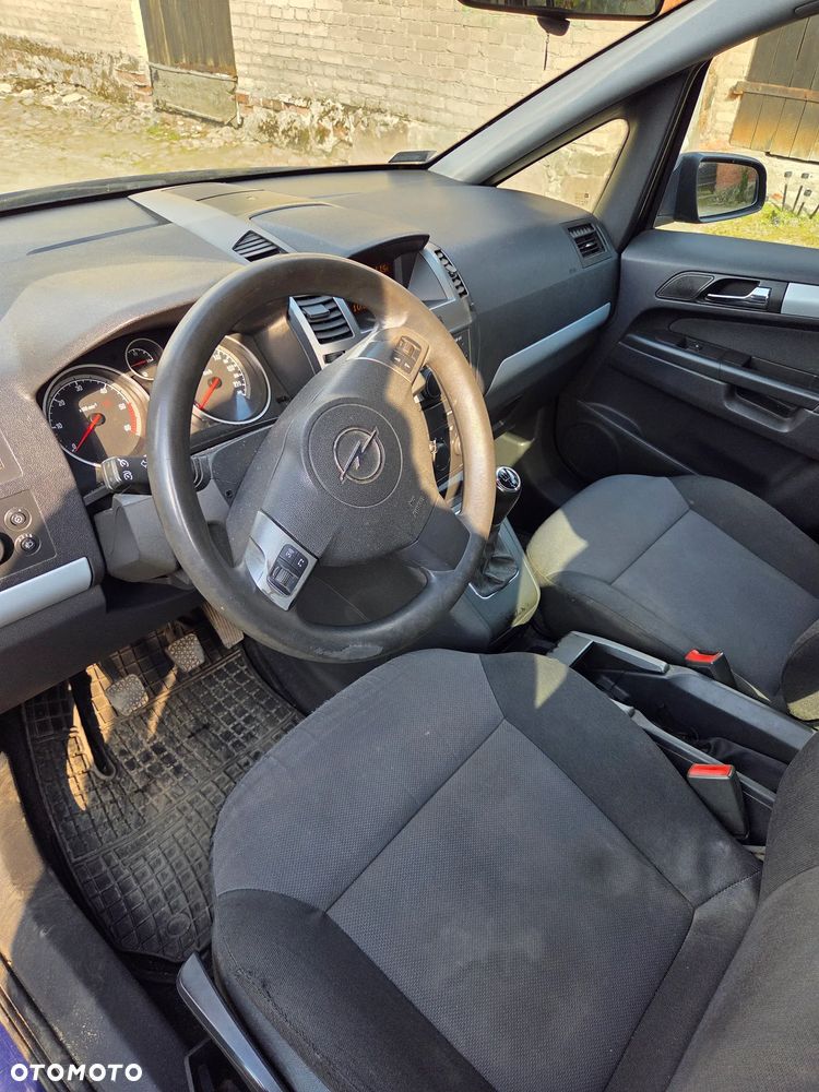 Opel Zafira 1.9 CDTI Enjoy - 11