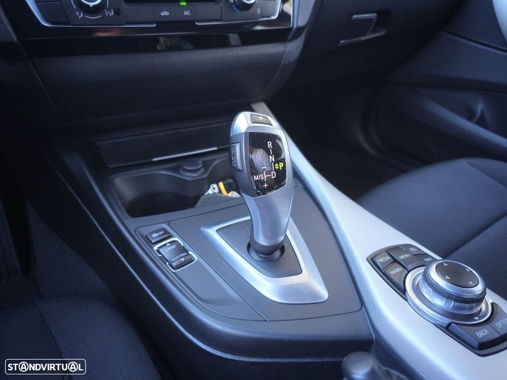 BMW 116 d Advantage Auto - 20