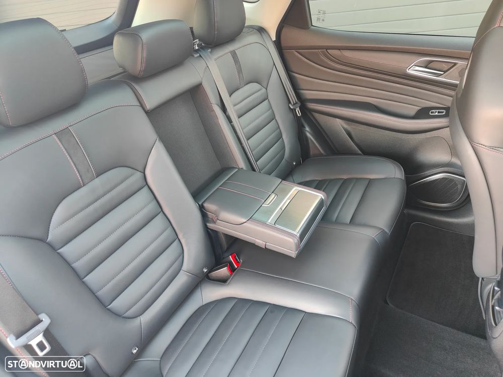 MG EHS 1.5 T-GDI Plug-in Hybrid Luxury - 8